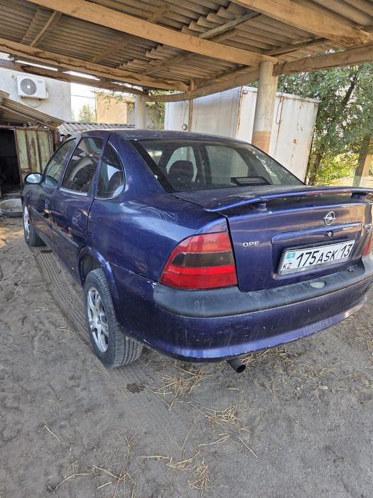 Опель вектра В на автомате