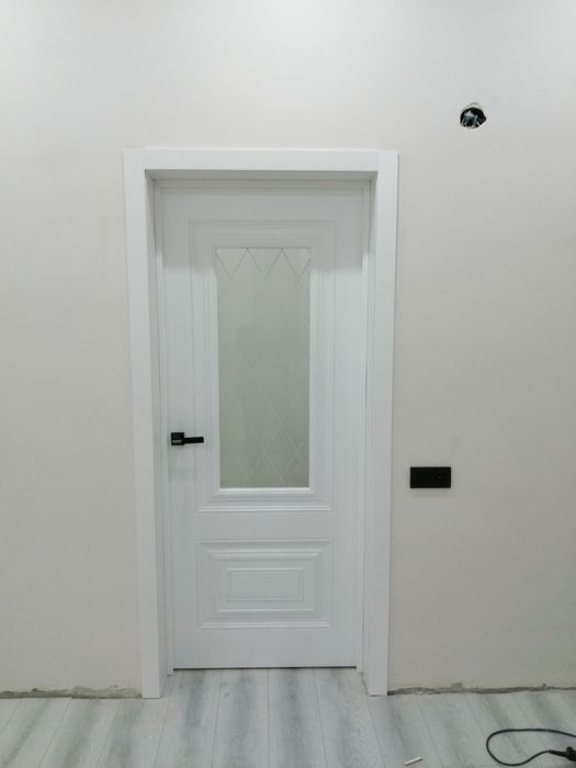 Установка меж ком дверей.