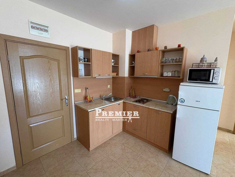 Продава се Двустаен апартамент в к.к. Слънчев бряг - 75 кв.м за 1174 €/кв.м - Снимка #8