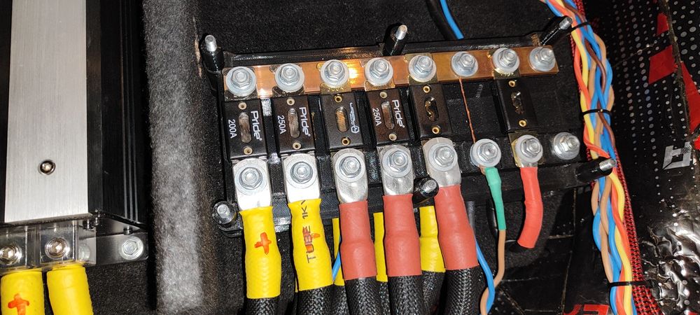 Subwoofer Pride m35, Pride apollo 5000w,2 секция титонат и фальш пол.