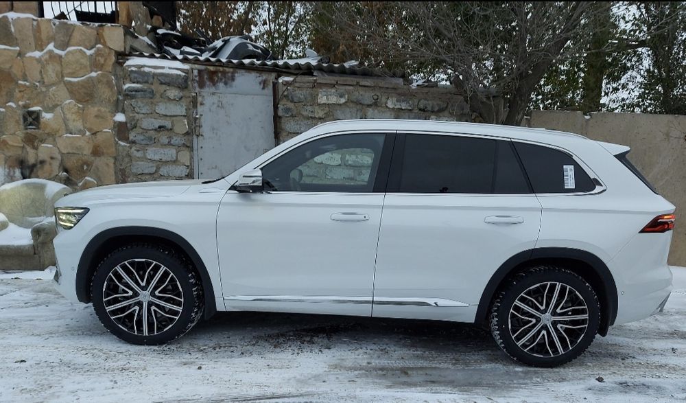 Диски R20 на Geely Monjaro