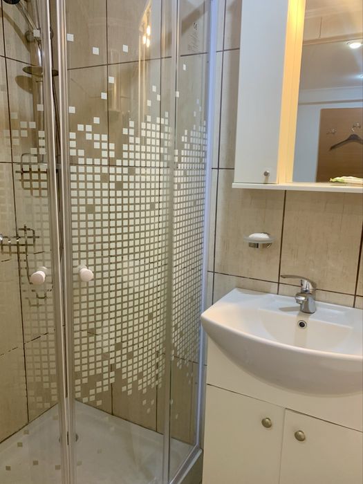 Inchiriez garsoniera cartier Posta