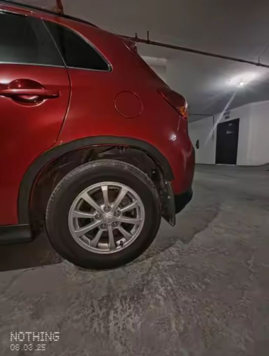 Bandou pentru aripa auto