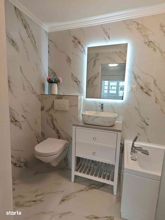 Decebal - Apartament 4 camere / Renovat complet/ Decomandat