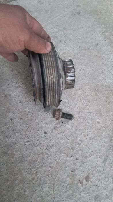 Шкиф коленвала гольф3  1.8