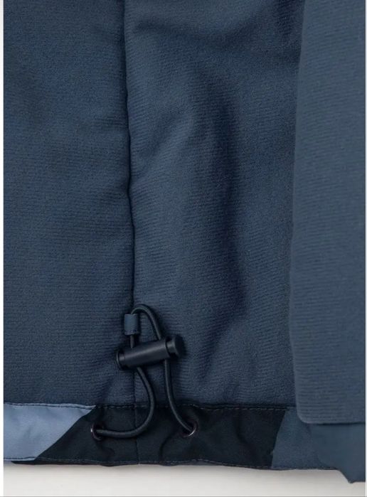 Продам детскую куртку