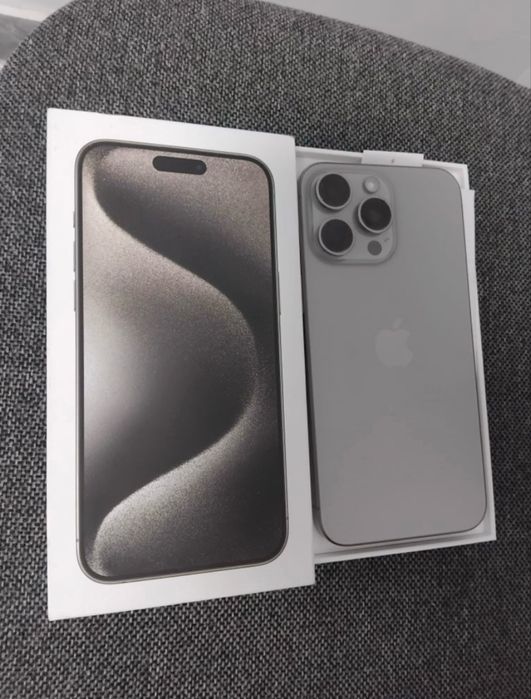 Продам айфон 15про макс