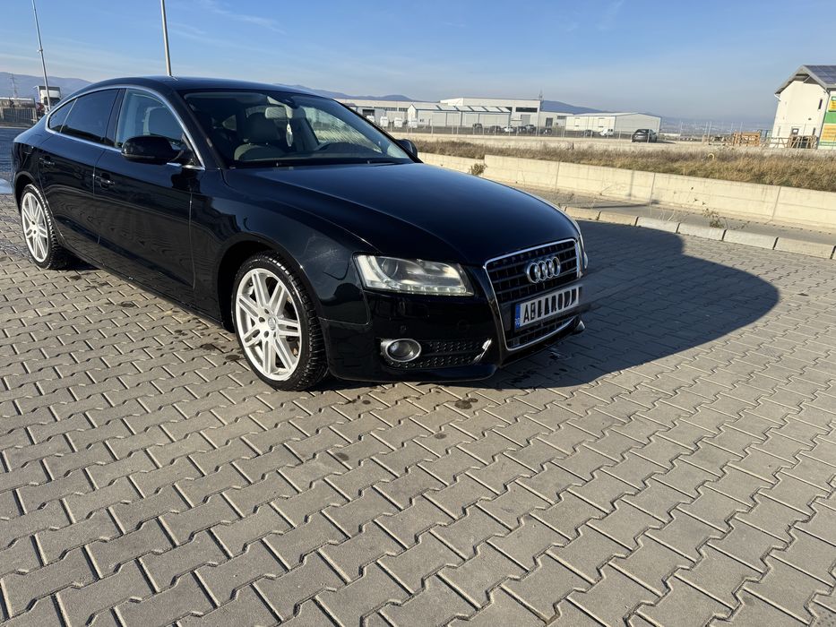 Audi A5 • An 2010 •Motor 2.7 TDI •280.000 km •
