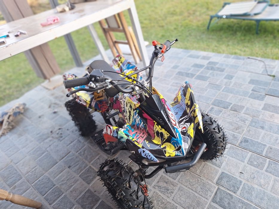 Vand mini ATV  in stare foarte buna, ingrijit, pregatit de mers