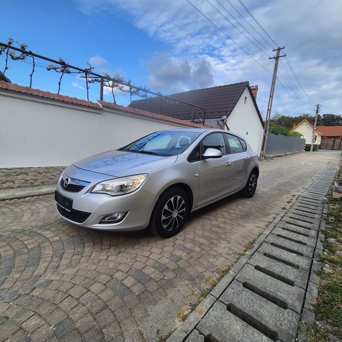 OPEL Astra 2010 — imagine 2