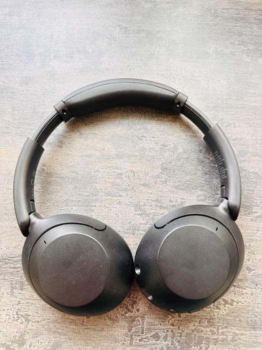 Casti over the ear SONY WHXB910NB