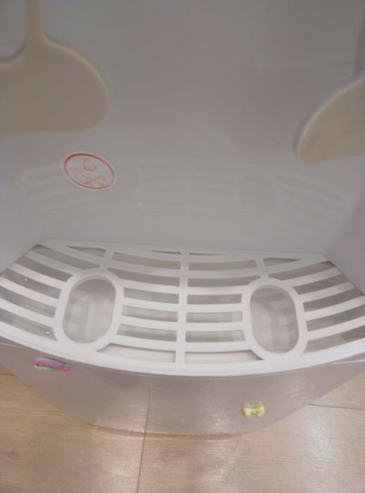 Кулер диспенсер горячая вода