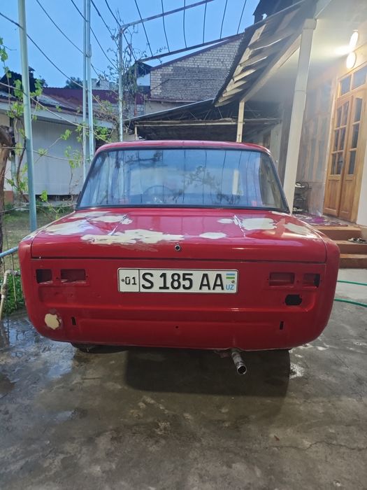 Продаётся ВАЗ 21011(копейка)на запчасти