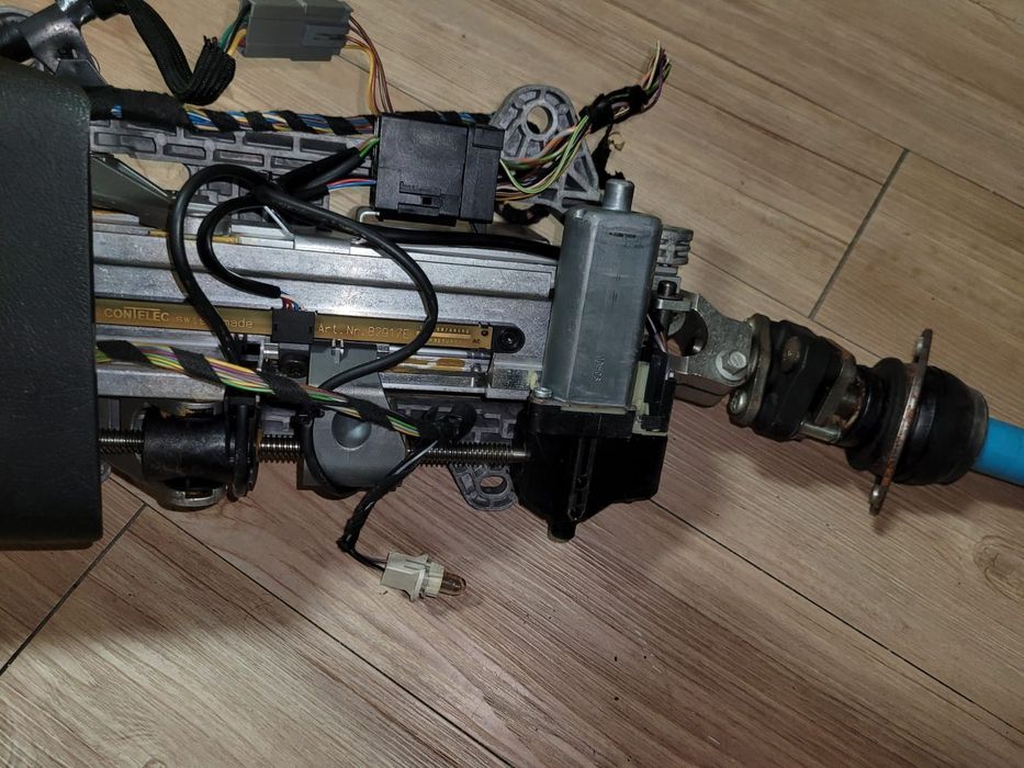 Продам руль от Jakuar xj 351