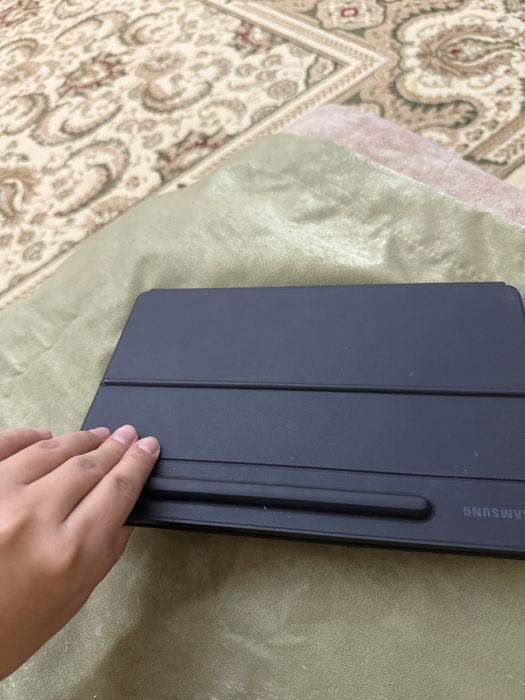 Планшет продается Samsung