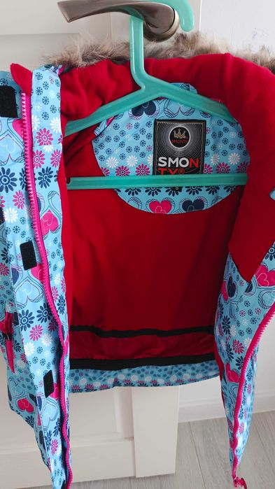 Зимняя куртка для девочки 6-7 лет