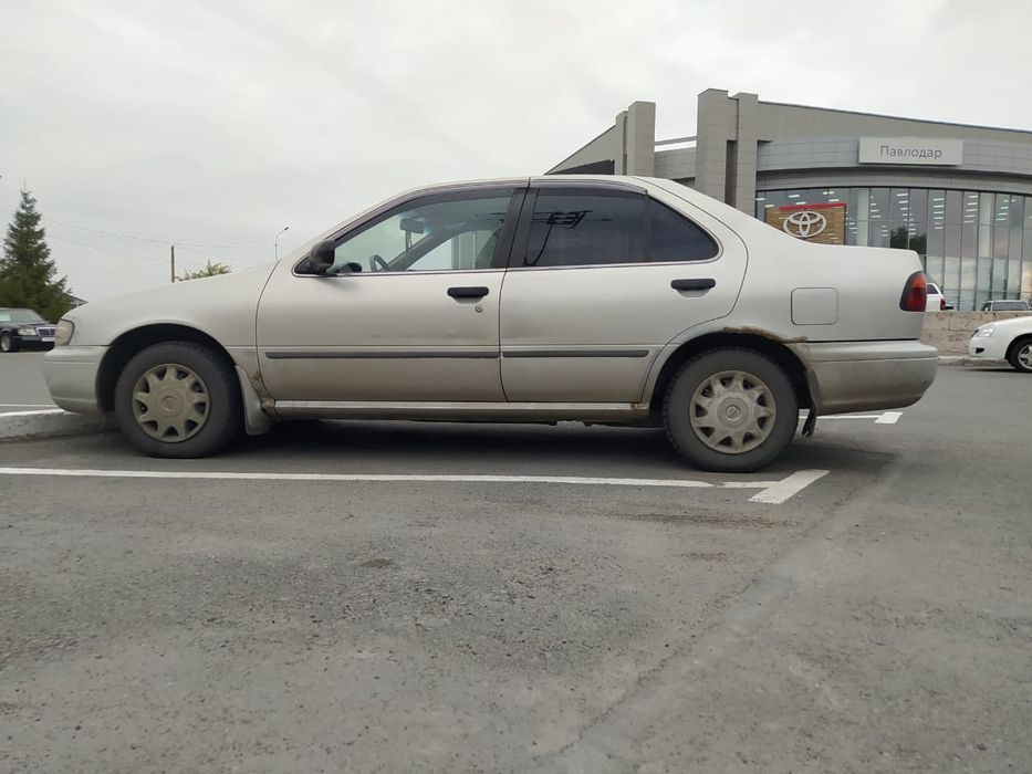 Nissan sanny, 1996года