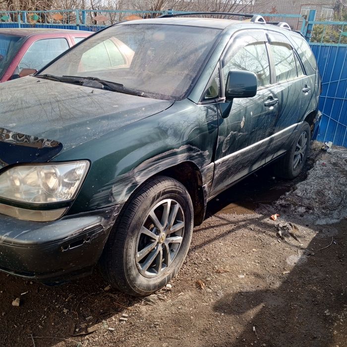 Продам Lexus RX 300