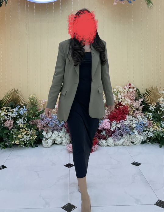 Пиджак в цвете хаки от Zara