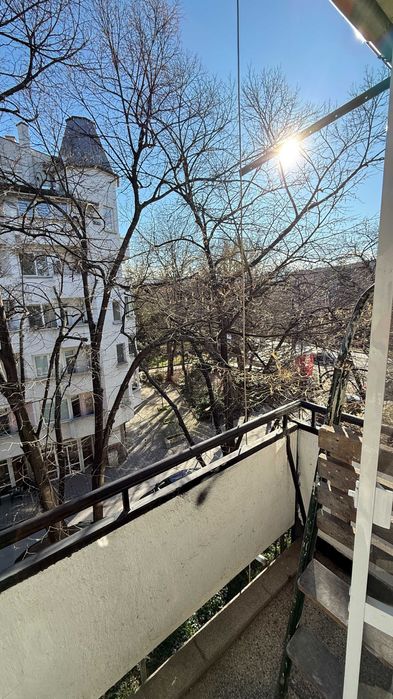 Дава се под наем Двустаен апартамент в Пловдив, Център - 62 кв.м за 453.39 € - Снимка #9