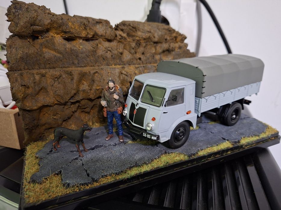 Diorama peisaj de munte scara 1.43