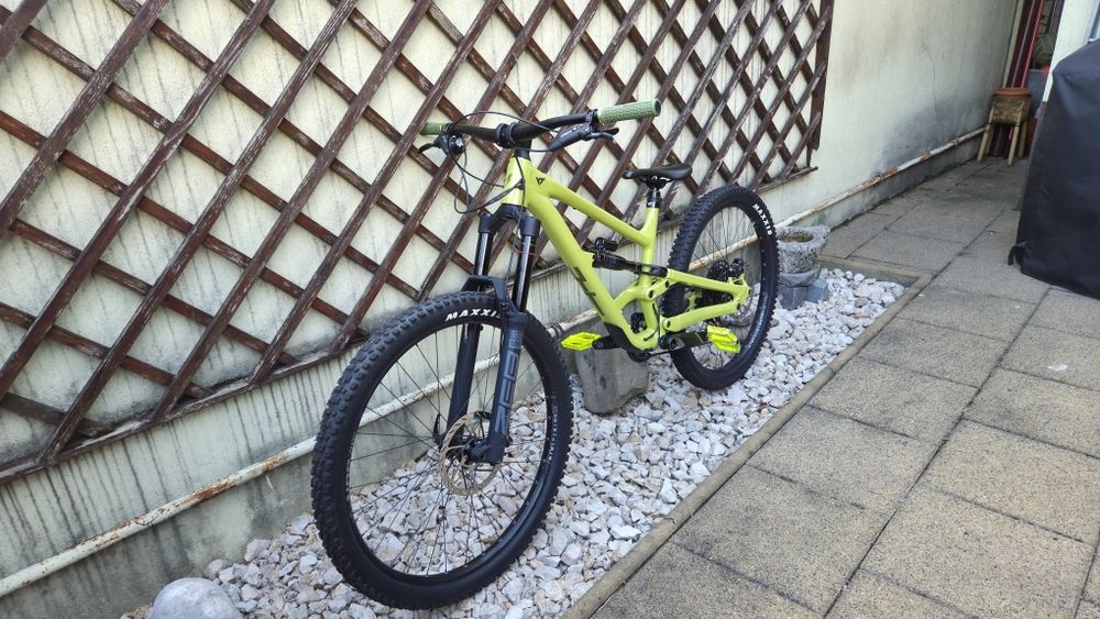 Bicicleta Full suspension enduro YT Capra Core 1 MX 2024