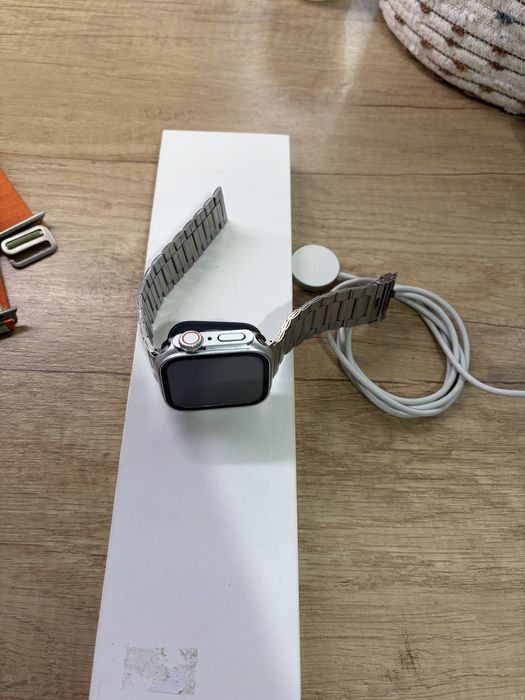 Apple watch series 8 45mm GPS +celular(impecabil)