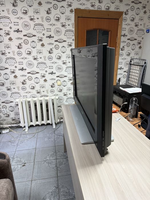 Продам телевизор