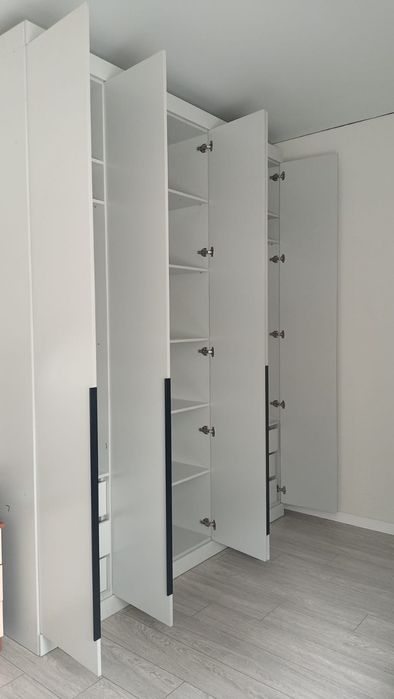 Продам шкаф для спальни