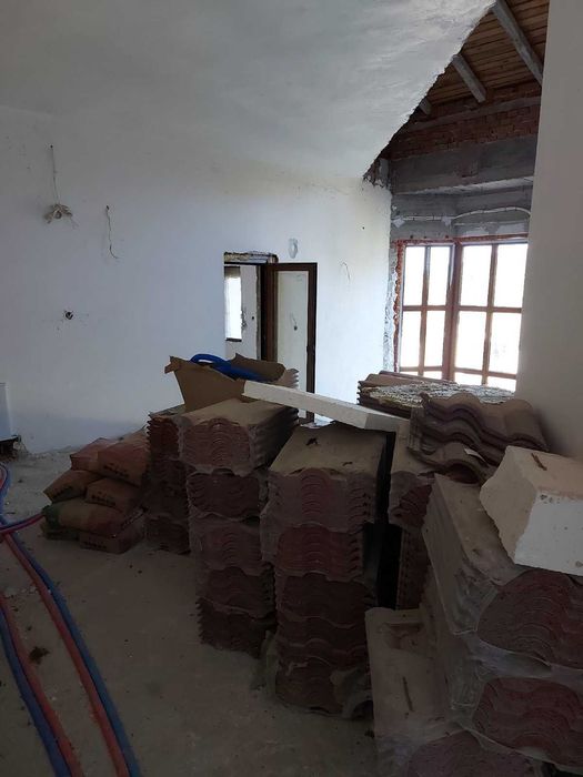 Продава се Къща в Гълъбово - 500 кв.м за 126 €/кв.м - Снимка #2