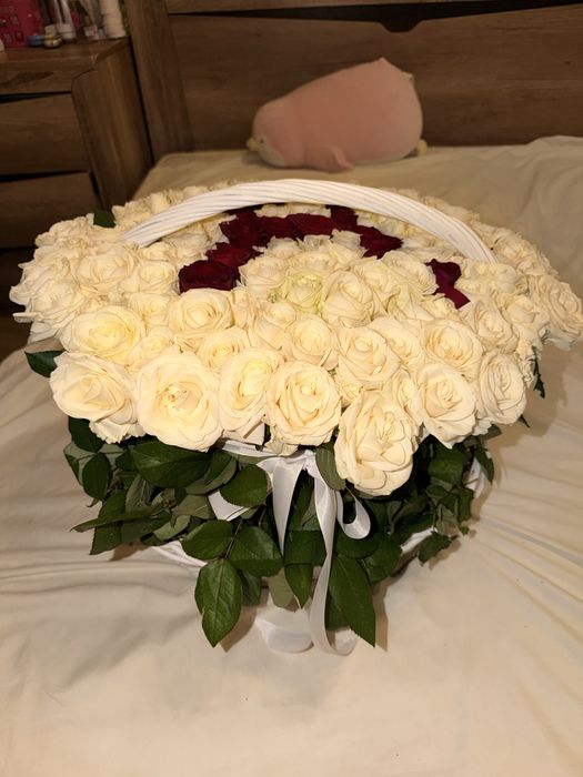 Букет корзина белые