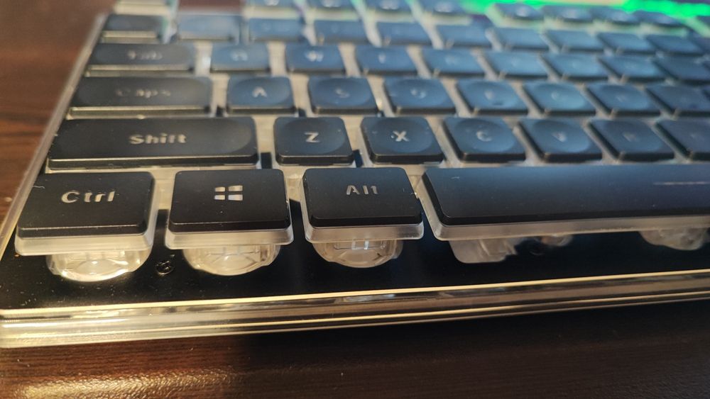 Клавиатура White Shark TACHI