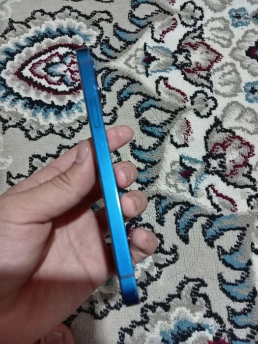 Iphone 12  72 yomkist hamma joyi radnoy hz olgan odama 2.7 mln atip br