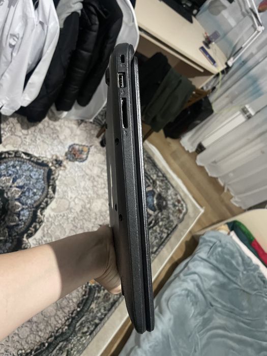 Aser старенький ноутбук