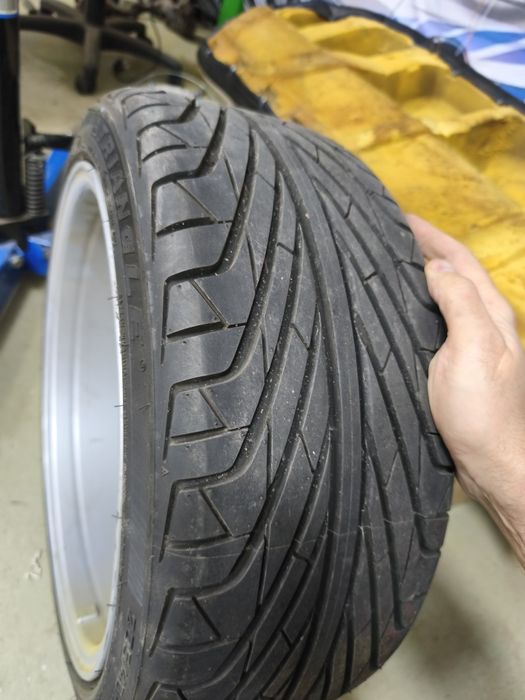 Продам Triangle tr968