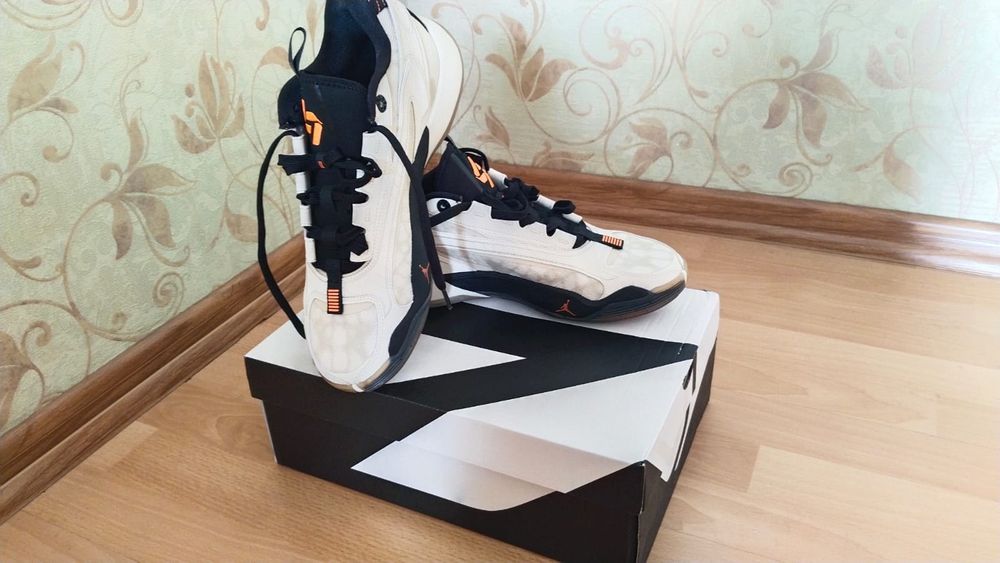 Кроссовки Nike Jordan