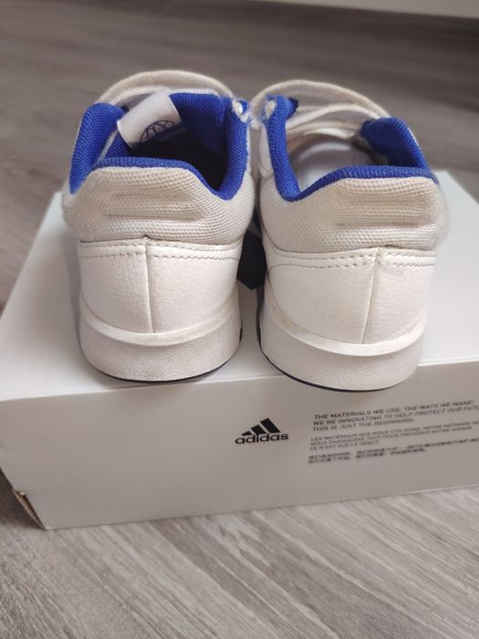 Adidasi adidas 31