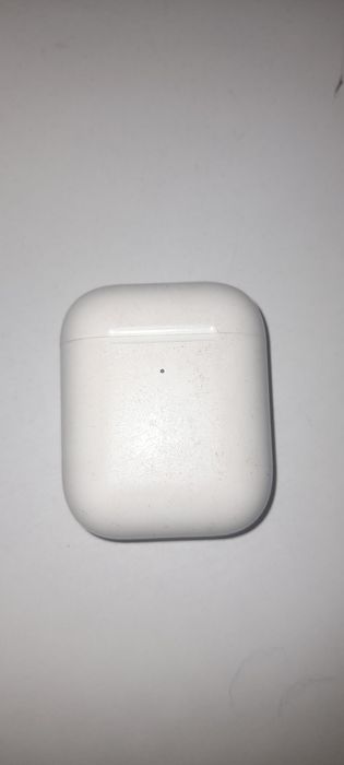 Беспроводные наушники AirPods