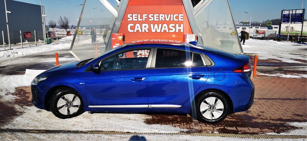 Hyundai Ioniq Hybrid 2020