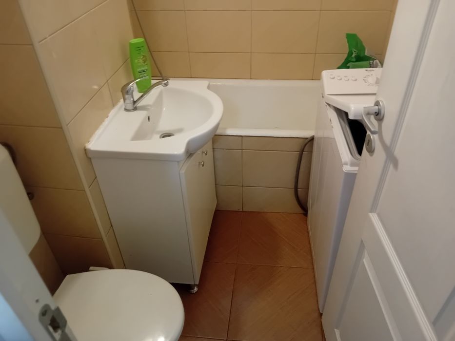 Garsoniera Aurora 30mp etaj 1 la cheie decomandata renovata mobilata centrala termopan