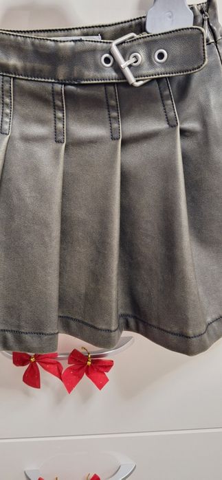 Пола за малки госпожици Zara
