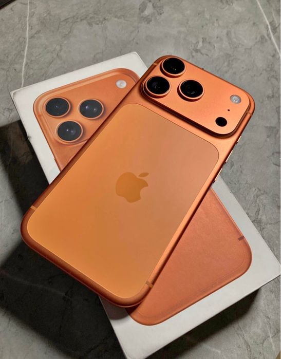 iPhone 17 Pro 256 GB/ Cosmic orange/ Neverlocked