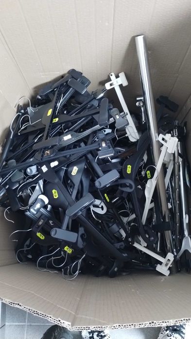 HAINE S-H,stendare și rafturi