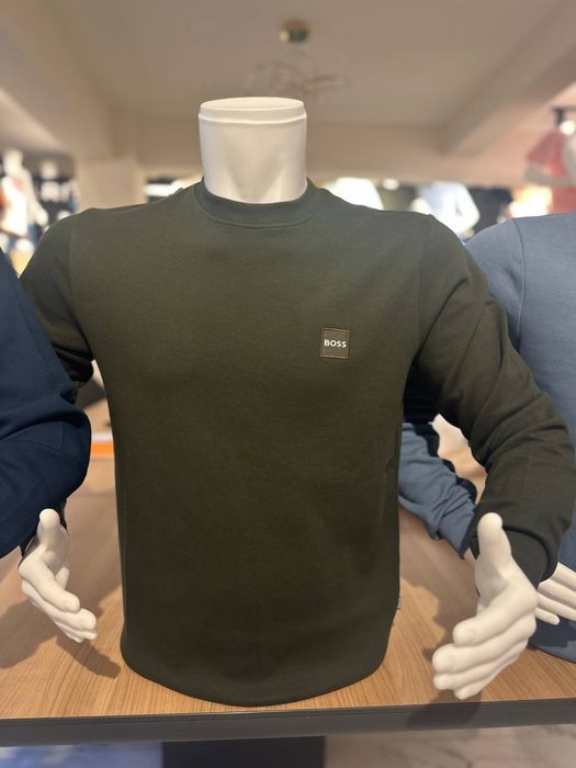 Bluza boss calitate superioara