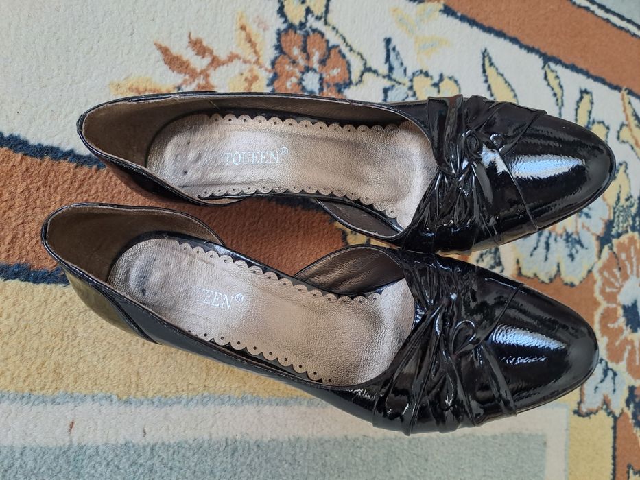 Туфли дамские кожаные