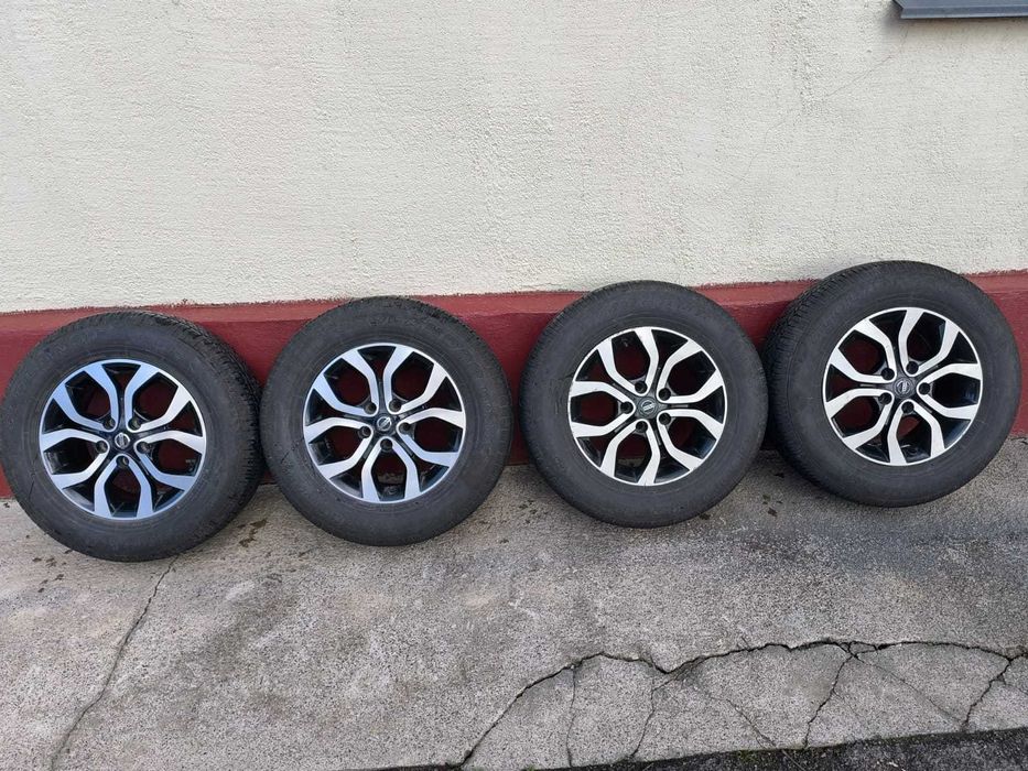 Летняя резина с дисками 215/70/16