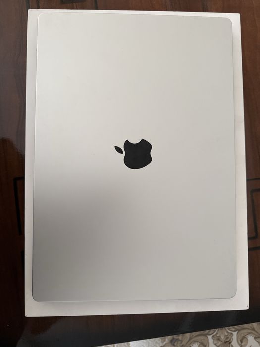 Продам Macbook pro m1 pro 16*1TB. 16 дюймов