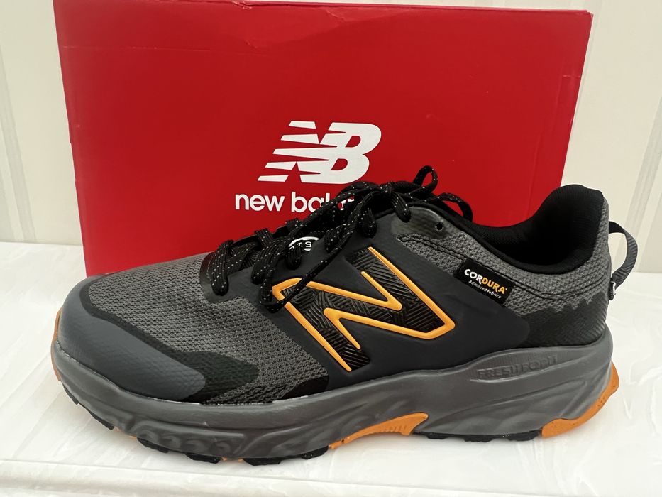 Кроссовки мужские NB