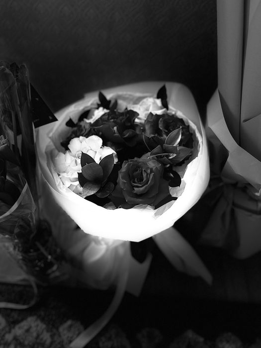 Продам розы. 7 штук