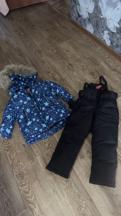 Продам костюм зимний на мальчика